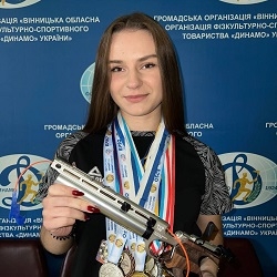Заіченко Поліна